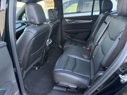 Used 2024 Cadillac XT6 Luxury image 22