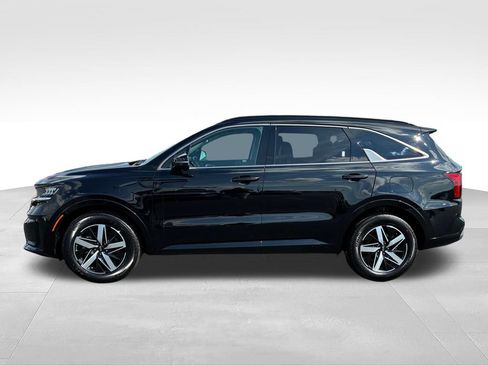 Used 2021 Kia Sorento S w/ Panoramic Sunroof Package FWD image 2