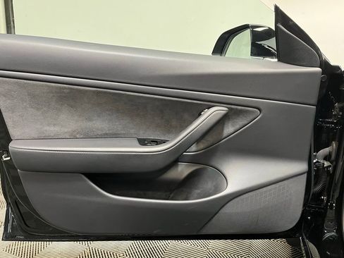 Used 2020 Tesla Model 3 Long Range image 13