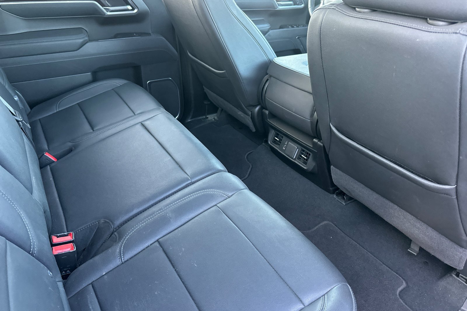 Used 2026 GMC Sierra 1500 SLT AWD/4WD image 18