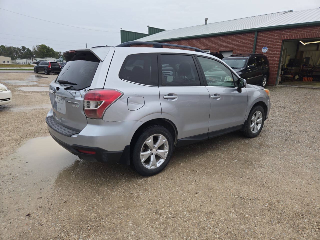 Used 2014 Subaru Forester 2.5i Limited w/ Popular Package #2 AWD/4WD image 3