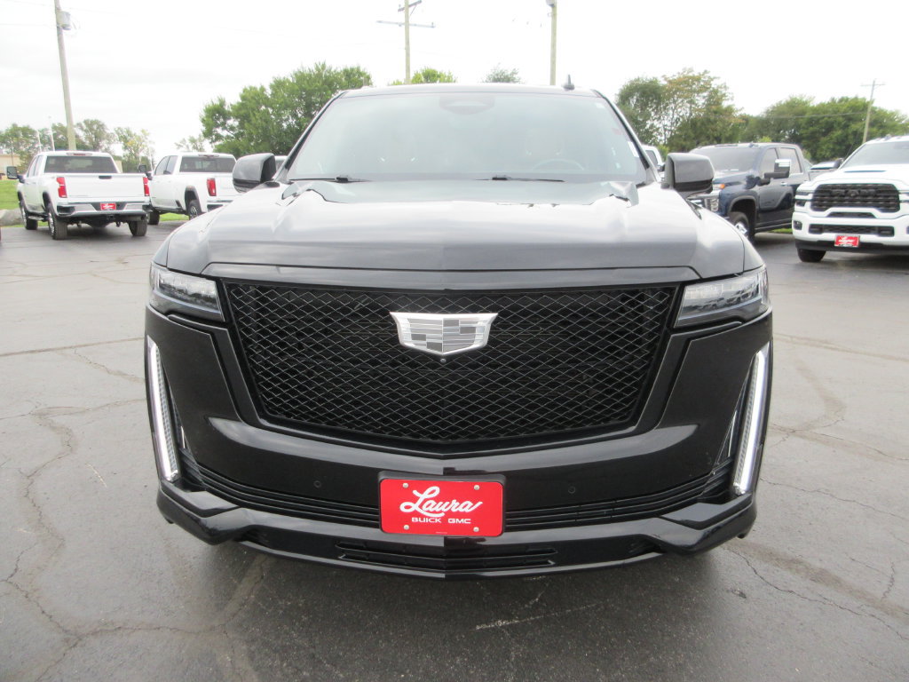 Certified 2022 Cadillac Escalade Sport w/ Touring Package AWD/4WD image 13