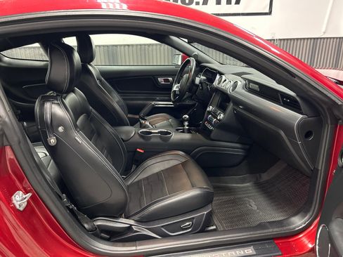 Used 2019 Ford Mustang GT Premium w/ Performance Package - Level 2 image 10