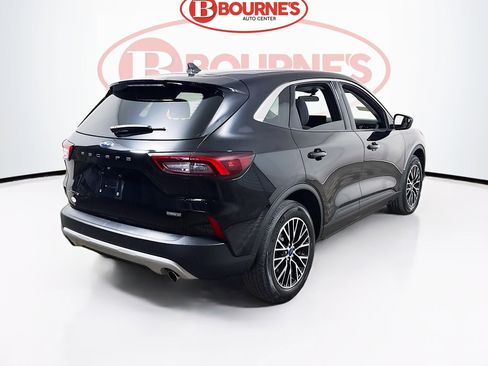 Used 2023 Ford Escape Active w/ Tech Pack #1 AWD/4WD image 10