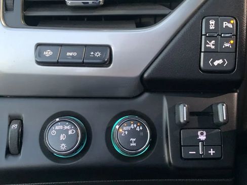 Used 2019 Chevrolet Tahoe Premier w/ Premier Plus Edition image 11