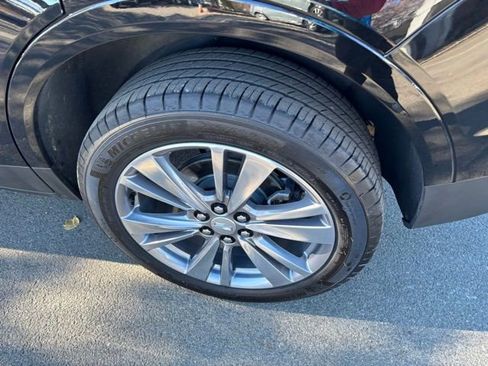 Certified 2025 Cadillac XT5 Premium Luxury image 38