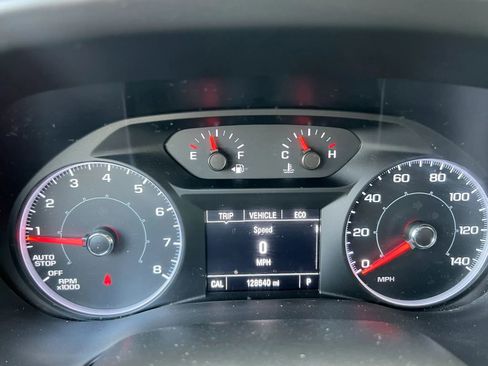 Used 2017 GMC Acadia SLE image 20