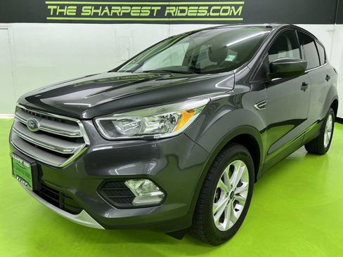Used 2019 Ford Escape SE AWD/4WD image 5