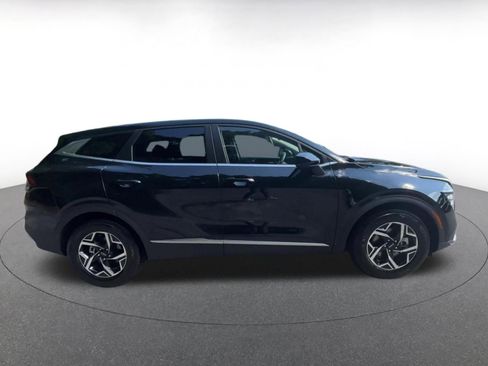 Used 2025 Kia Sportage LX FWD image 16