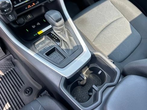Used 2025 Toyota RAV4 XLE w/ Convenience Package FWD image 29