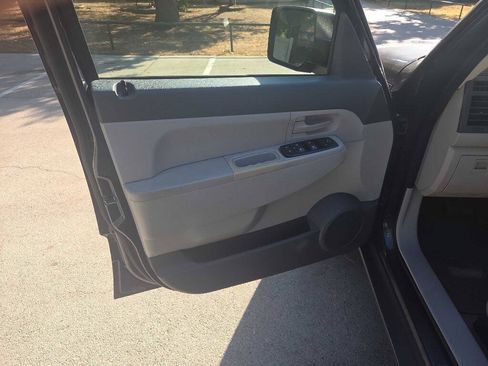Used 2008 Jeep Liberty Sport w/ Popular Equipment Group AWD/4WD image 19