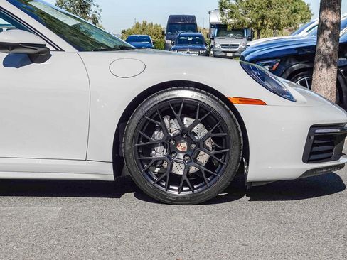 Used 2024 Porsche 911 Carrera image 9