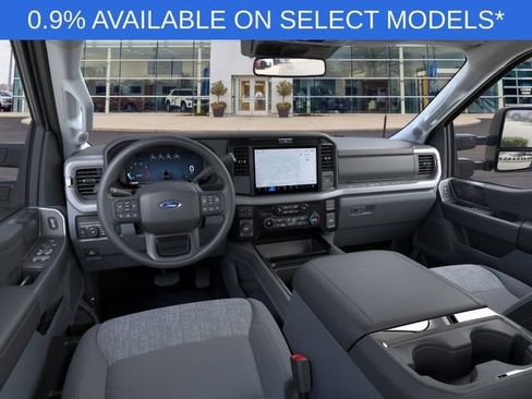 New 2026 Ford F250 XLT w/ XLT Premium Package AWD/4WD image 9