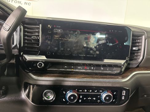 Used 2023 GMC Sierra 1500 Elevation w/ X31 Off-Road Package image 13