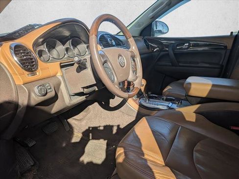 Used 2014 Buick Enclave Leather image 9
