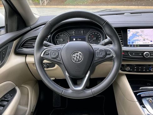 Used 2019 Buick Regal Preferred w/ Sights and Sounds Package image 10
