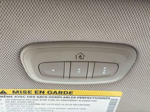 Used 2020 Chrysler Pacifica Touring w/ Advanced Safetytec Group FWD image 23