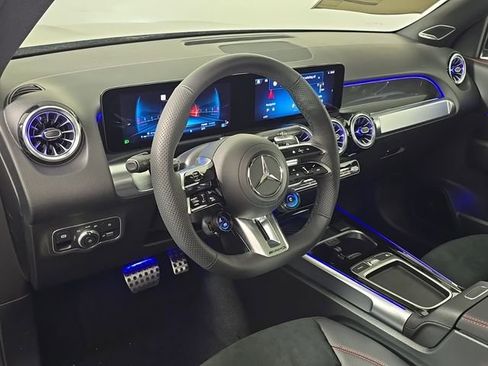 New 2026 Mercedes-Benz GLB 35 AMG 4MATIC image 4