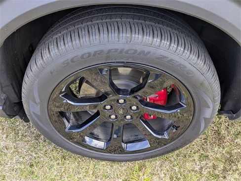 Used 2024 Ford Explorer ST w/ Equipment Group 401A image 9