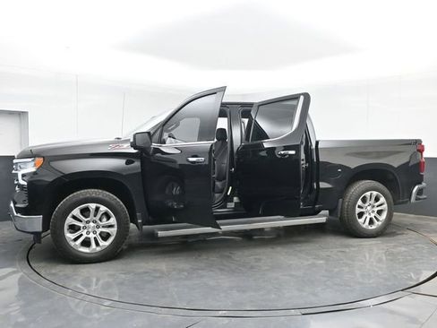Used 2022 Chevrolet Silverado 1500 LTZ AWD/4WD image 52