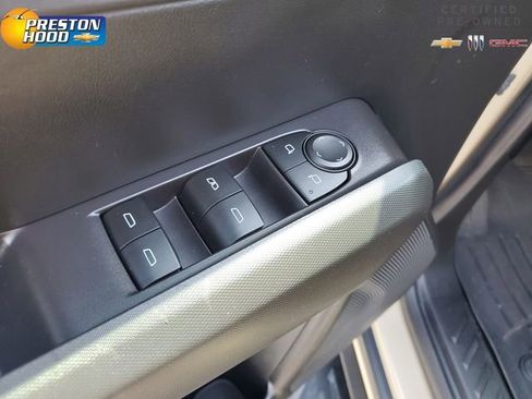 Used 2023 Chevrolet Colorado Trail Boss w/ Technology Package AWD/4WD image 21