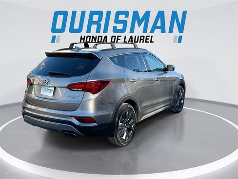 Used 2018 Hyundai Santa Fe Sport image 8
