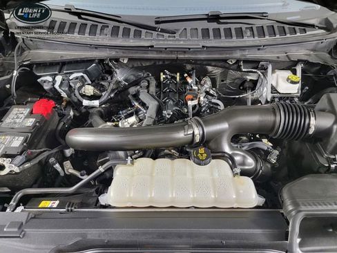 Used 2025 Ford Expedition Max Platinum AWD/4WD image 40