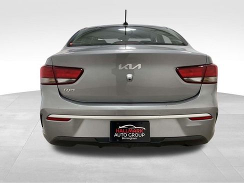 Used 2022 Kia Rio S image 3