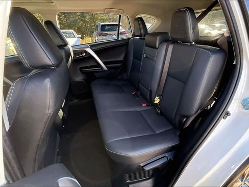 Used 2017 Toyota RAV4 Limited image 21