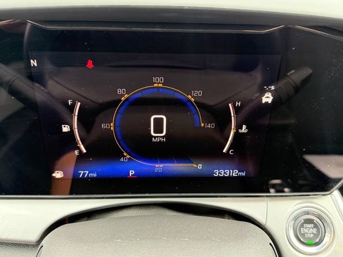 Used 2025 Chevrolet Trax LT w/ Driver Confidence Package FWD image 19