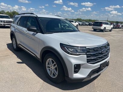 New 2025 Ford Explorer Active w/ Active Comfort Package