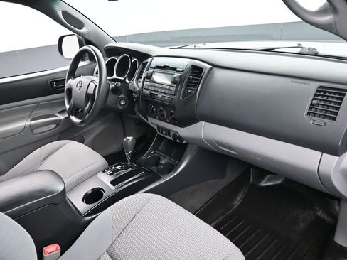 Used 2012 Toyota Tacoma 4x4 Access Cab V6 image 24