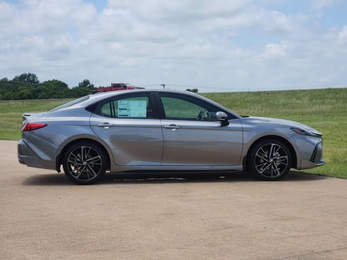 New 2026 Toyota Camry XSE FWD image 12