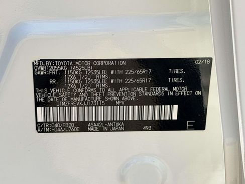 Certified 2018 Toyota RAV4 LE FWD image 27