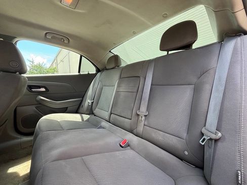 Used 2013 Chevrolet Malibu LS image 12