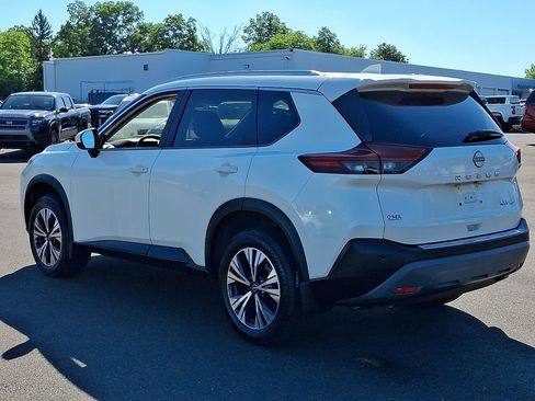 Certified 2023 Nissan Rogue SV w/ SV Premium B Package AWD/4WD image 4