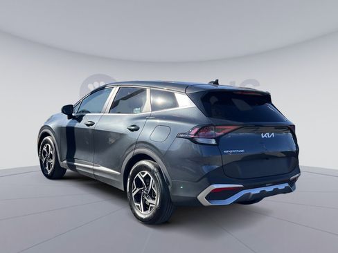 Used 2024 Kia Sportage LX image 4