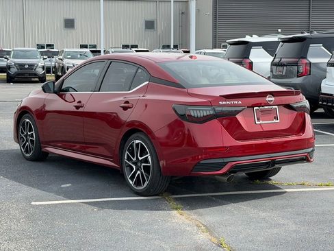 Used 2024 Nissan Sentra SR w/ SR Premium Package FWD image 7