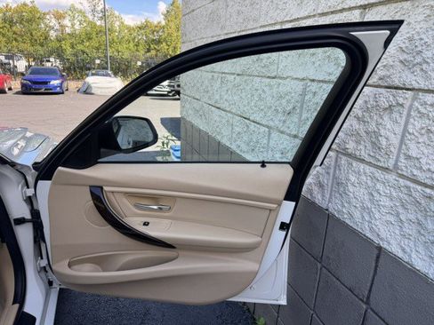 Used 2015 BMW 320i Sedan RWD image 39