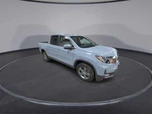 Used 2023 Honda Ridgeline RTL image 2