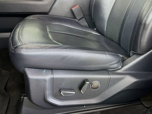 Used 2021 Ford Expedition Limited RWD image 23