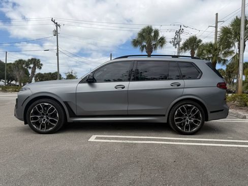 Used 2026 BMW X7 M60i image 17