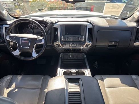 Used 2018 GMC Sierra 2500 SLT w/ Duramax Plus Package image 11