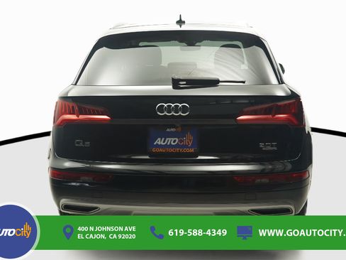 Used 2018 Audi Q5 2.0T Premium w/ Convenience Package AWD/4WD image 12