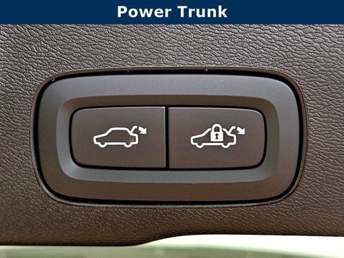 New 2026 Volvo XC60 T8 Plus w/ Protection Package Premier image 36