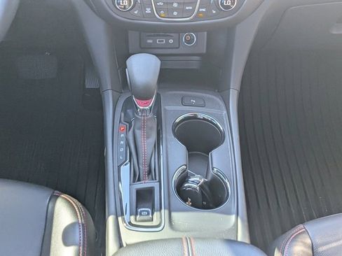 Used 2024 Chevrolet Equinox RS w/ RS Leather Package image 19