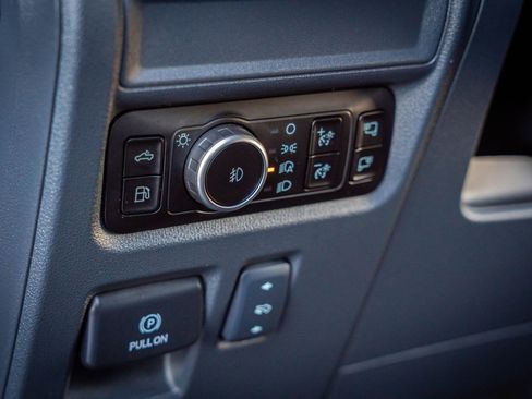 Used 2025 Ford F150 Lariat image 16