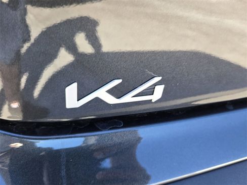 New 2026 Kia K4 LX image 5