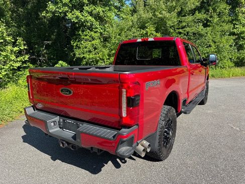 Used 2023 Ford F250 Lariat w/ Lariat Ultimate Package AWD/4WD image 6