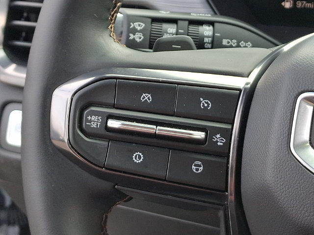Used 2025 GMC Acadia AT4 w/ Super Cruise Package AWD/4WD image 7